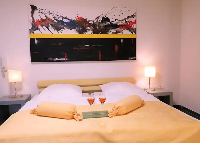 Deluxe * Weil am Rhein